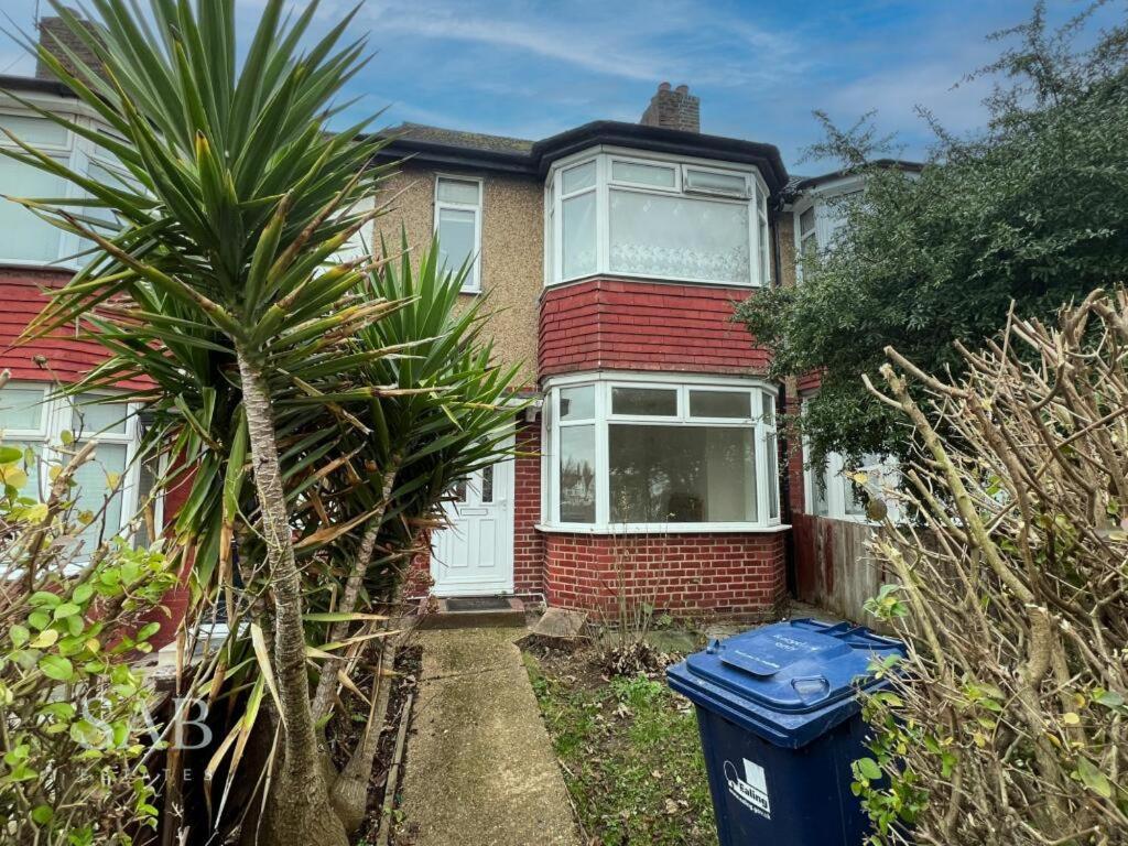 Ritz Place 3 Northolt  Exterior foto